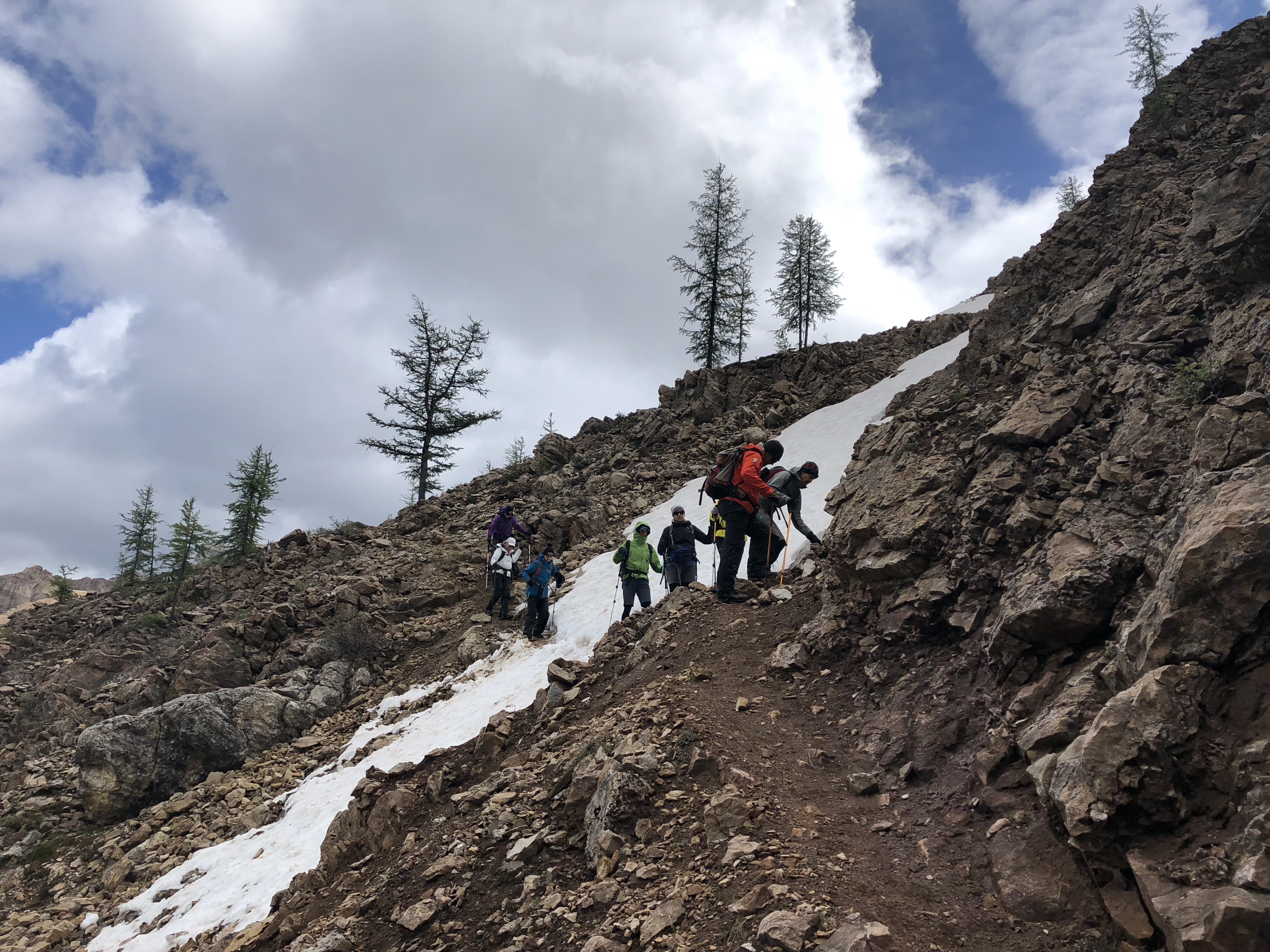 kG4M1FNFSraEHXQabLIAiQ