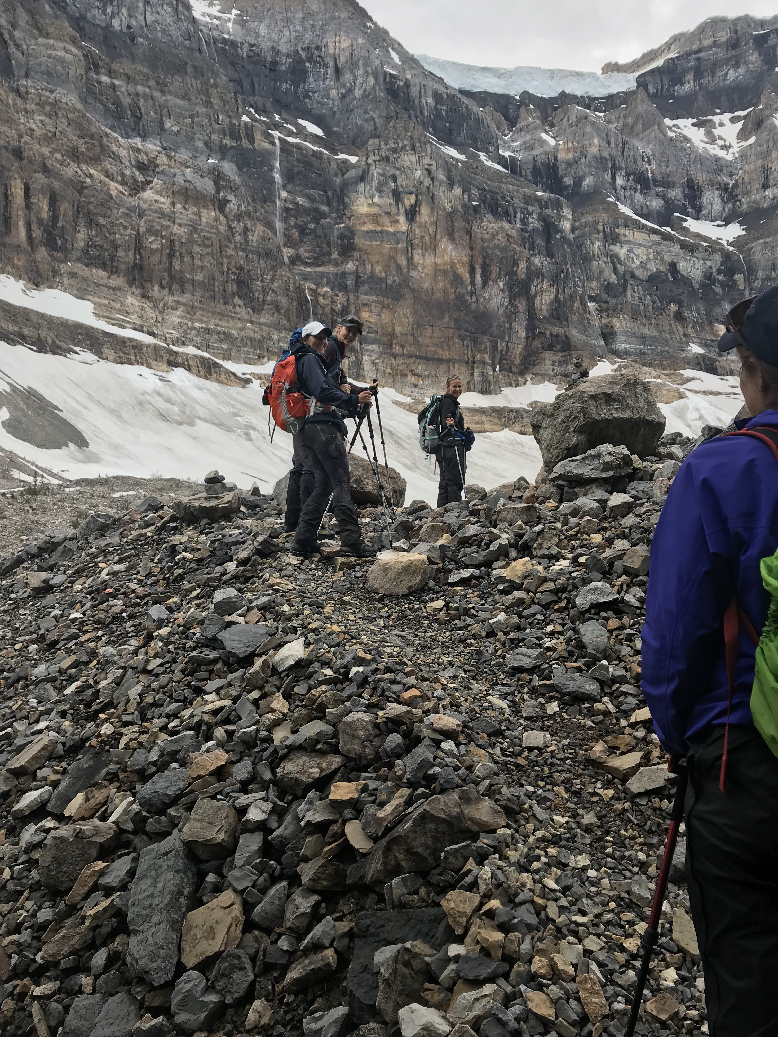 OZSNxlLoTn2ga6EAKfOWZg