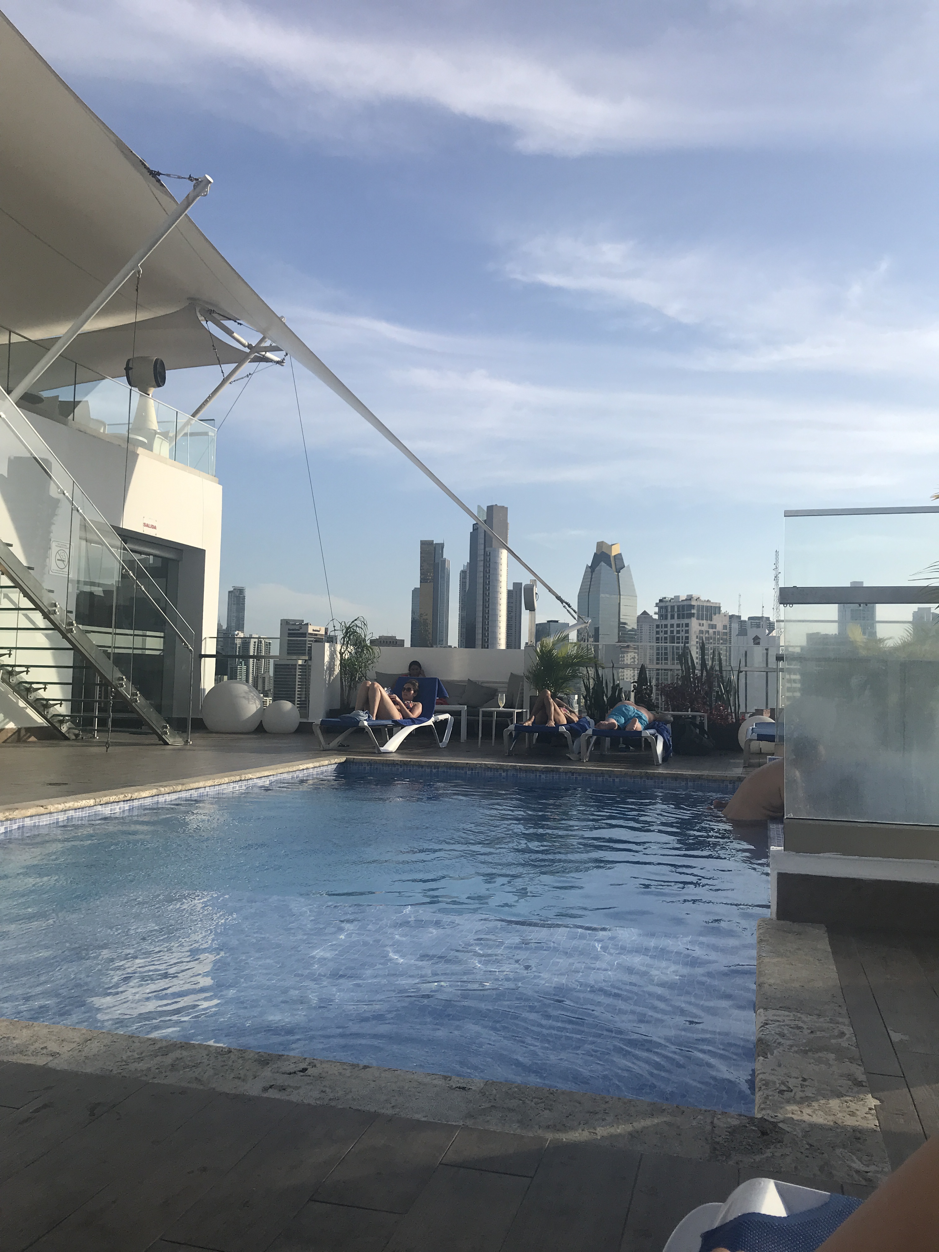 56712126080__DEFE5966-6919-48EE-BF6E-E68392174599